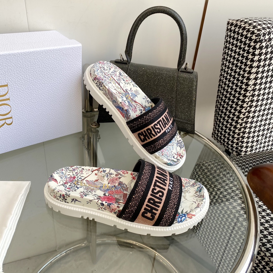 Dior sz35-40 01